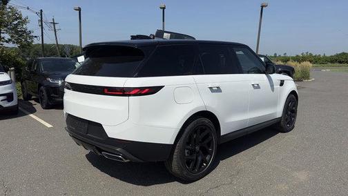 2025 Land Rover Range Rover Sport P360 SE