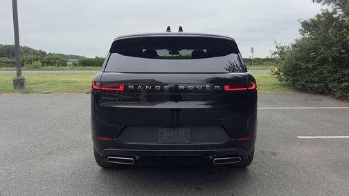 2025 Land Rover Range Rover Sport P360 SE