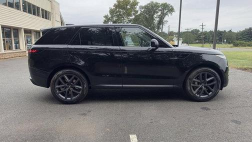 2025 Land Rover Range Rover Sport P360 SE