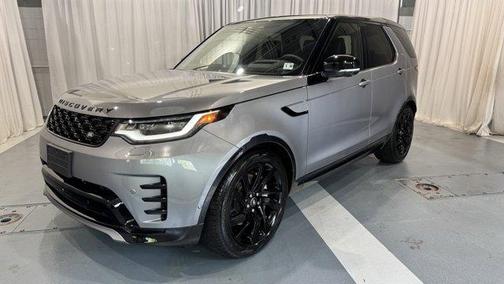 2024 Land Rover Discovery P300 Dynamic SE