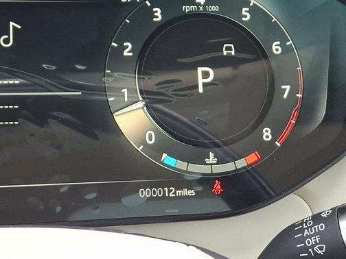 2026 Land Rover Range Rover P530 SE 7 Seat