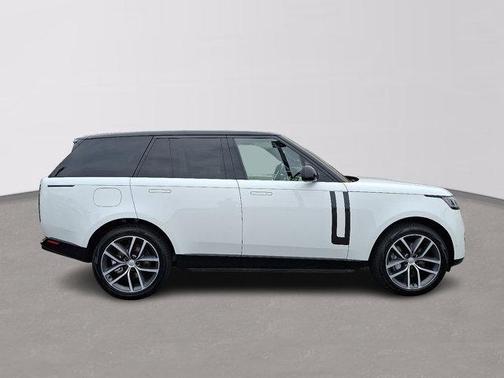 2025 Land Rover Range Rover P400 SE