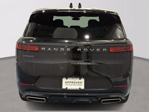2025 Land Rover Range Rover Sport P360 SE