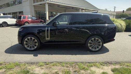 2025 Land Rover Range Rover P400 SE