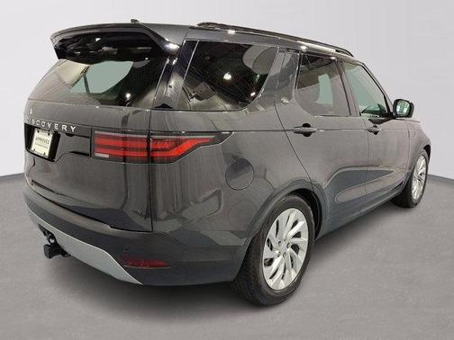 2025 Land Rover Discovery P300 S