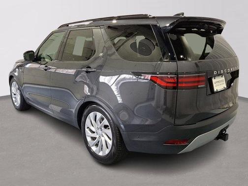 2025 Land Rover Discovery P300 S