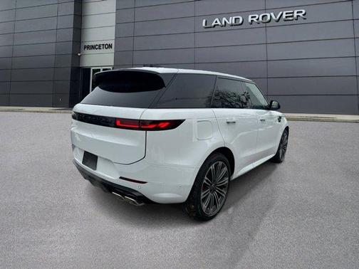 2025 Land Rover Range Rover Sport P530 Dynamic SE