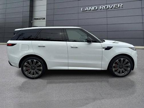 2025 Land Rover Range Rover Sport P530 Dynamic SE