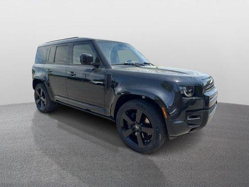 2025 Land Rover Defender P400 X-Dynamic SE