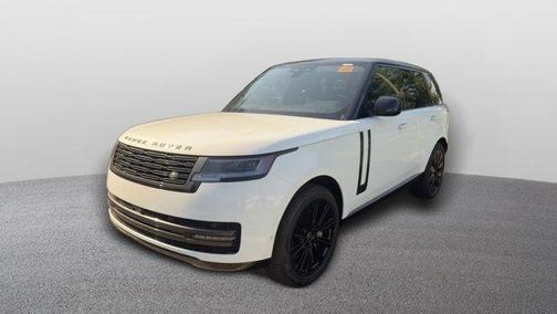 2025 Land Rover Range Rover P550e SE