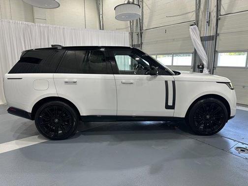 2023 Land Rover Range Rover P400 SE