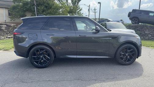 2025 Land Rover Range Rover Sport P530 Autobiography