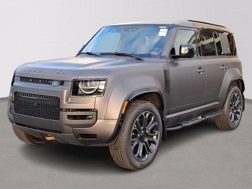 2026 Land Rover Defender OCTA