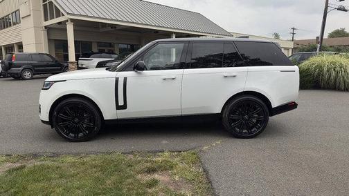 2025 Land Rover Range Rover P400 SE