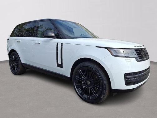 2025 Land Rover Range Rover P400 SE