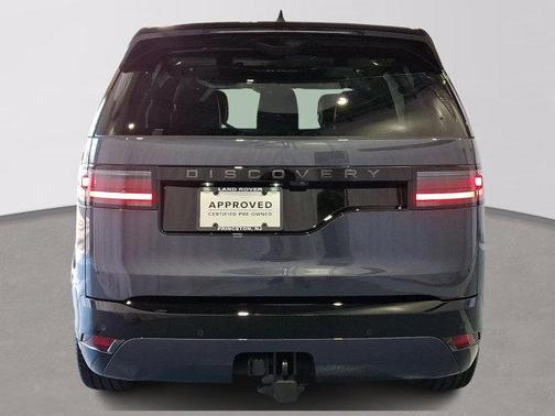 2025 Land Rover Discovery P300 Dynamic SE