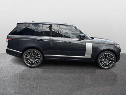 2022 Land Rover Range Rover P525 HSE Westminster