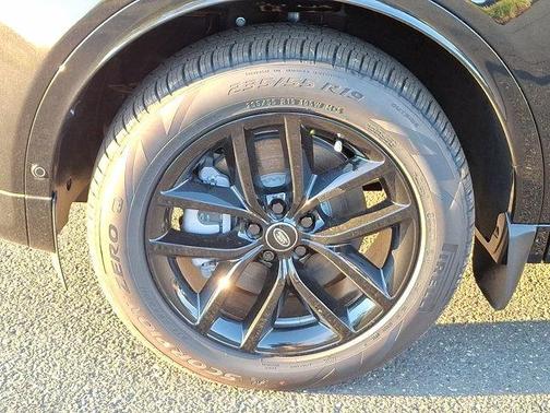 2025 Land Rover Discovery Sport S