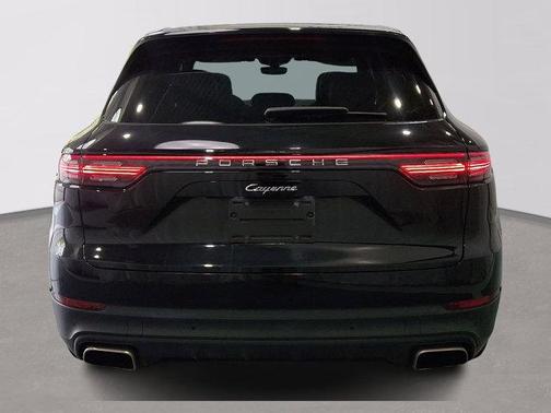 2022 Porsche Cayenne 