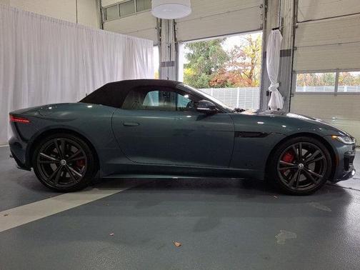 2024 Jaguar F-TYPE P575 R75