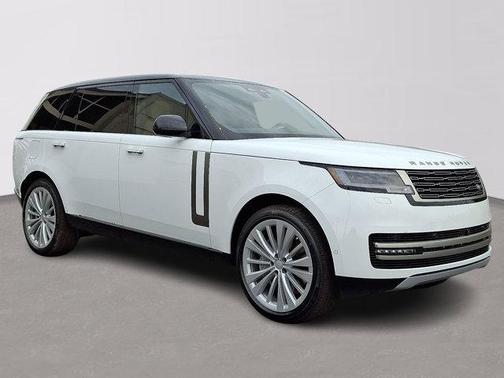 2025 Land Rover Range Rover P530 SE 7 Seat