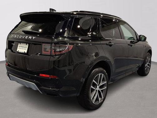 2025 Land Rover Discovery Sport S