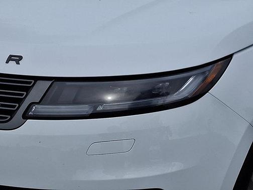 2025 Land Rover Range Rover Sport P360 SE