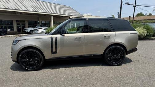 2025 Land Rover Range Rover P530 SE