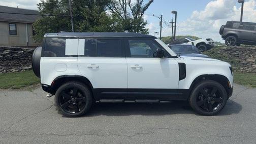 2025 Land Rover Defender P525 V8