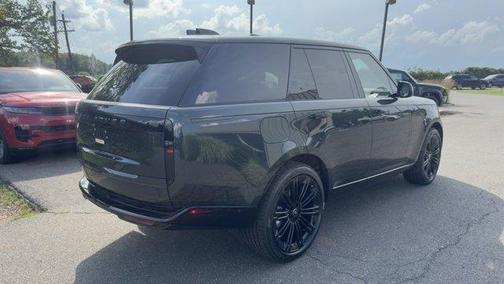 2025 Land Rover Range Rover P400 SE