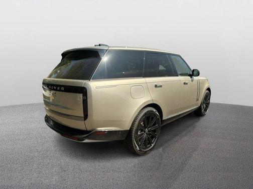 2025 Land Rover Range Rover P400 SE