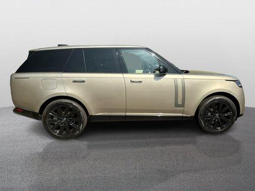 2025 Land Rover Range Rover P400 SE