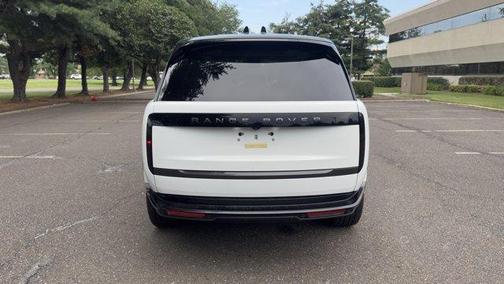 2025 Land Rover Range Rover P400 SE
