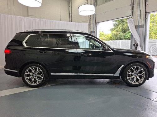 2021 BMW X7 xDrive40i