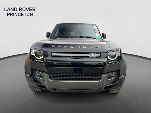 2025 Land Rover Defender P525 V8