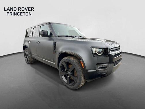 2025 Land Rover Defender P525 V8