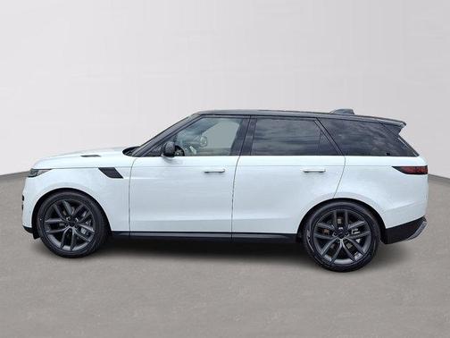 Fuji White 2026 Land Rover Range Rover Sport P360 SE
