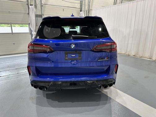 2022 BMW X5 M Base