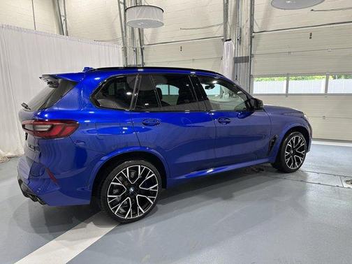 2022 BMW X5 M Base