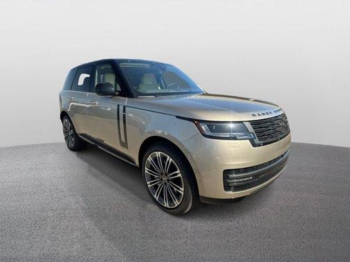 2025 Land Rover Range Rover P530 SE