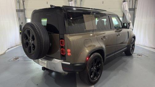2025 Land Rover Defender P300
