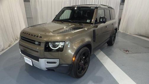 2025 Land Rover Defender P300