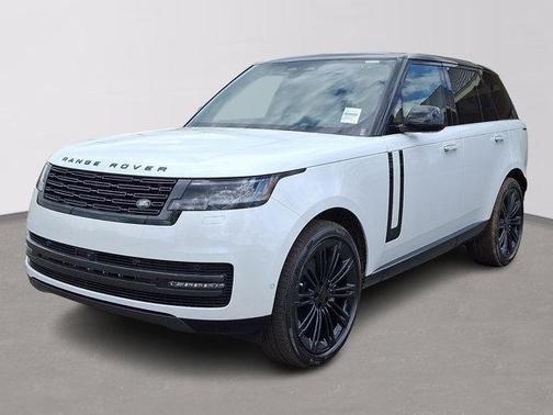 Ostuni Pearl White 2026 Land Rover Range Rover P400 SE