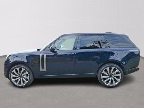 Constellation Blue Ultra Metallic Gloss 2026 Land Rover Range Rover P400 SE