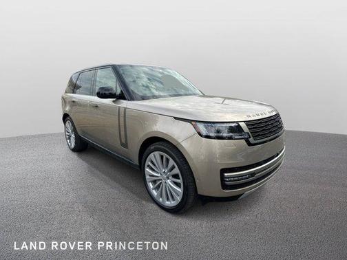 2025 Land Rover Range Rover P530 SE