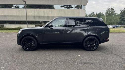 2025 Land Rover Range Rover P530 SE 7 Seat