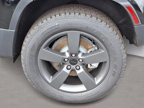 2026 Land Rover Defender S