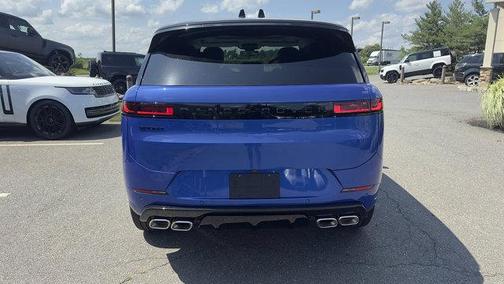 2025 Land Rover Range Rover Sport P530 Autobiography