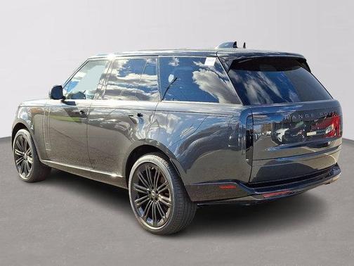 2025 Land Rover Range Rover P400 SE