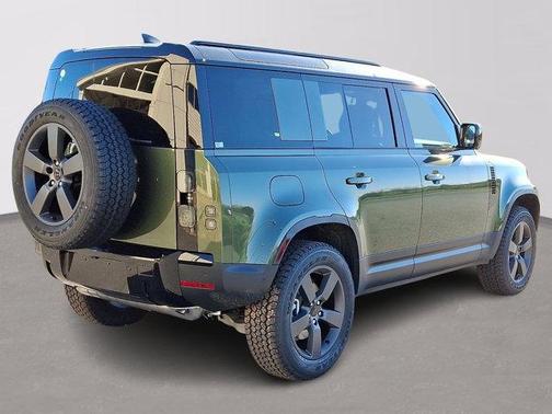 2026 Land Rover Defender S